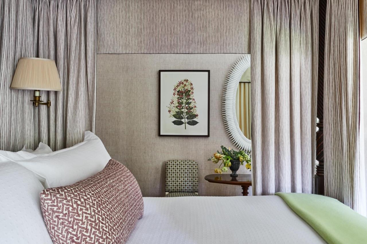The Mayflower Inn & Spa, Auberge Resorts Collection Washington Exterior photo