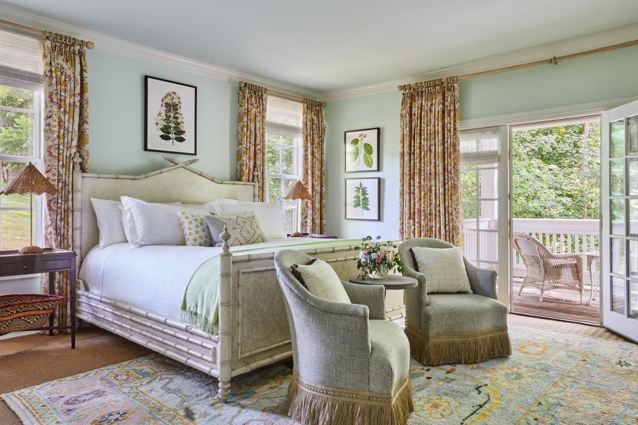 The Mayflower Inn & Spa, Auberge Resorts Collection Washington Exterior photo